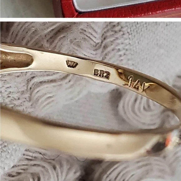 Timeless Green and Gold Jade Ring - Picture 7 of 7